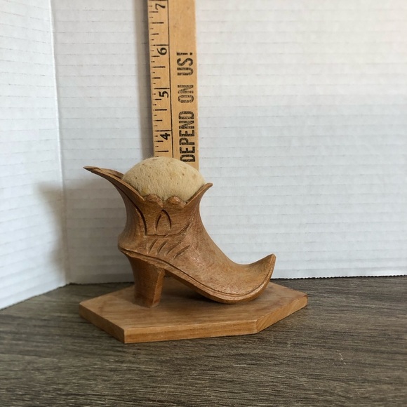 Vtg Souvenir Wooden Boot Shaped Pin Cushion - Picture 8 of 8